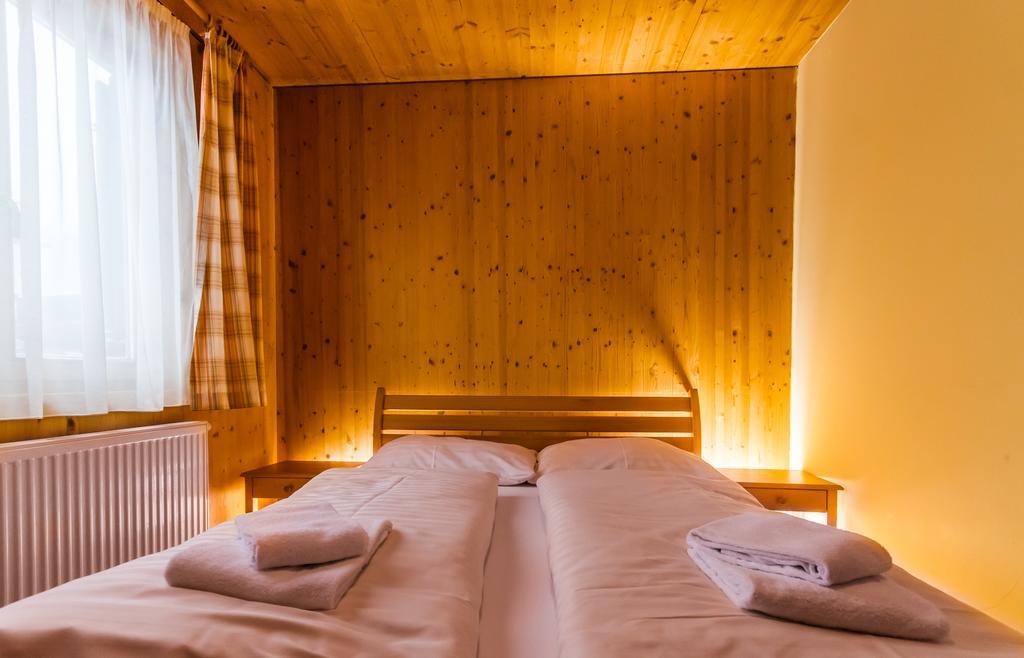 Monarchia Park Hotell Lachtal Eksteriør bilde